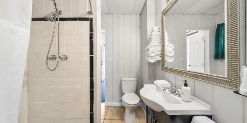 room_fc551220-ca2f-49bd-9d78-773ce7fd8957.jpg