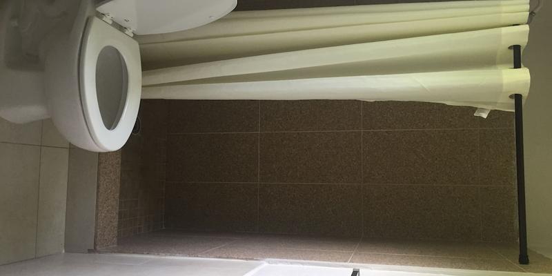 room_5b78eda2-cf4b-42af-a966-7c7c9a40aa77.jpg
