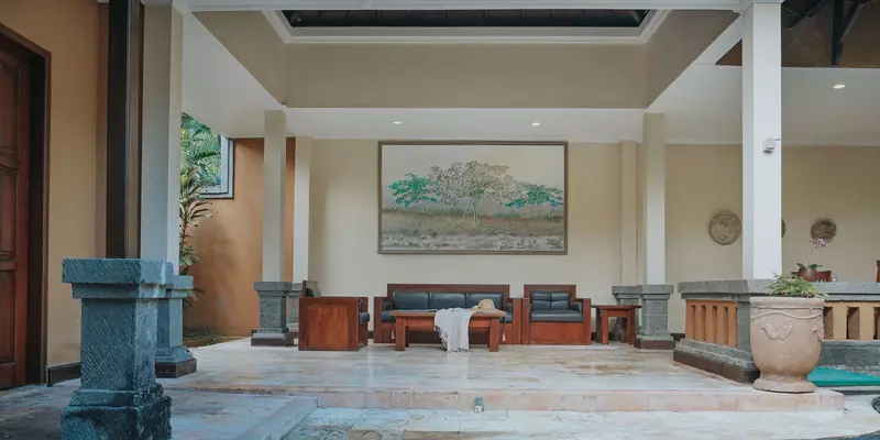 room_d503e6a8-4272-40b5-874d-d0bd06d0eb8a.jpg