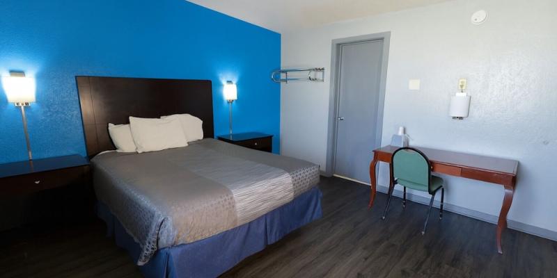room_121ed6f7-de11-4e35-b522-48cd35eae7a4.jpg