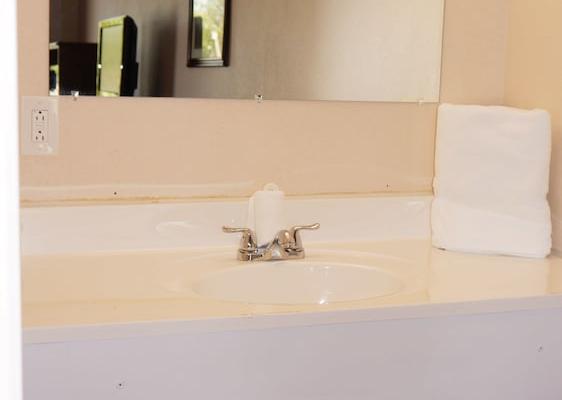 room_b4d5ca5b-40ec-4263-8c7c-1408da155ebd.jpg