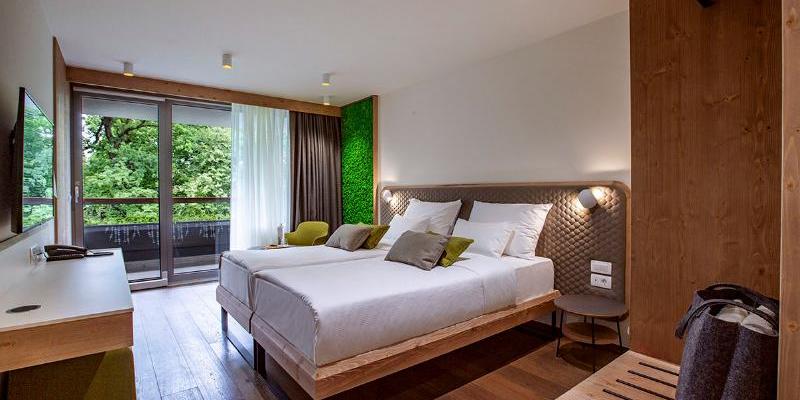 room_3c72b35c-64c4-454b-a1fb-c2f5b66b2d97.jpg