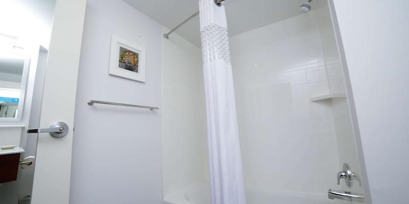 room_9cc2554d-0477-42aa-b72d-a77f6f2b1da4.jpg