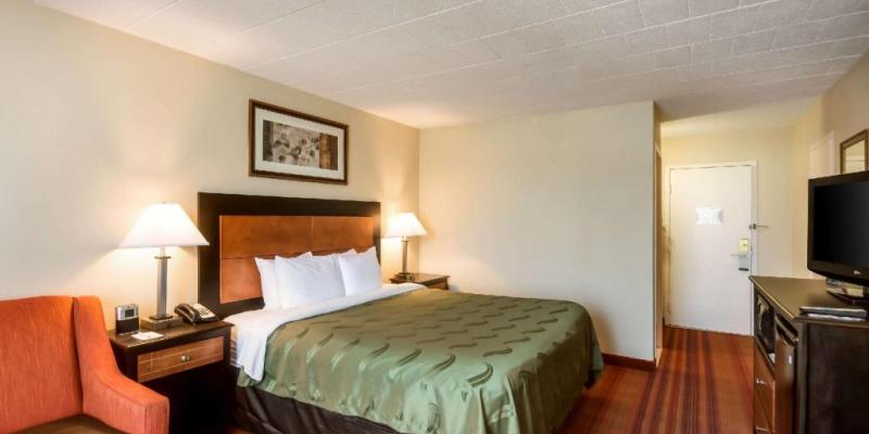 room_946c02e5-eaa4-4905-b376-8e8d0eaa0b7c.jpg