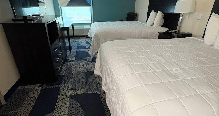 room_4dbde3c8-8d26-49d9-a6b2-dff4f4a717a1.jpg