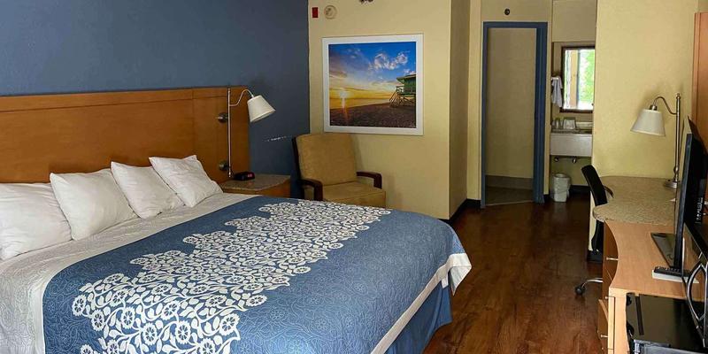 room_1b4e3536-be69-4a18-b2cc-b8cd94c61066.jpg
