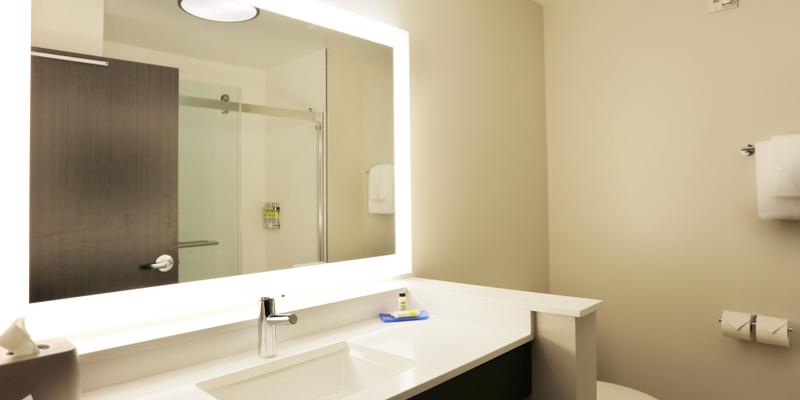 room_c4ac297e-bf58-42e9-8f6b-b95b59a33408.jpg