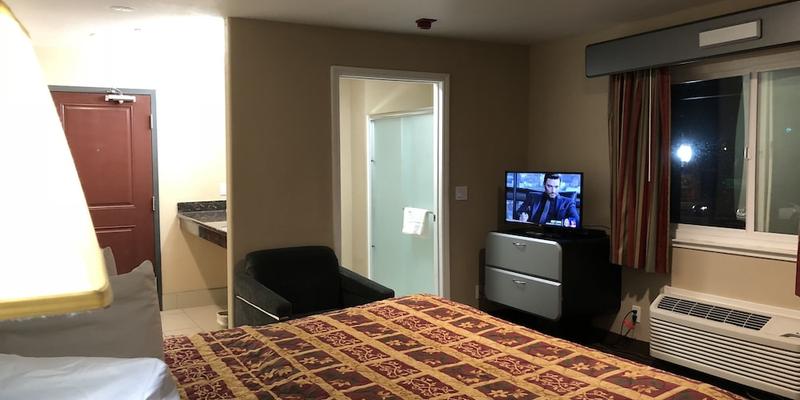 room_a027d6d4-2ff0-4c04-8d9d-0517ccc0fc87.jpg