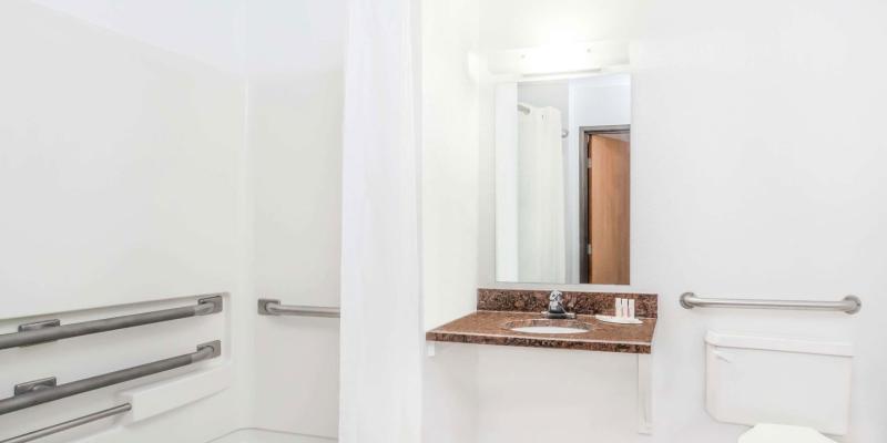 room_b0f7cbfd-7622-4e60-9b4f-fb8c983f834e.jpg