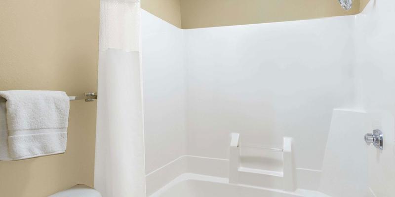 room_13b9c7fb-8490-4ed3-a4f6-aa5f6b3ffc68.jpg
