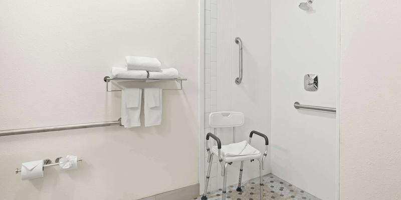 room_e3f207e6-02c4-45f7-84eb-55b79eea54fe.jpg