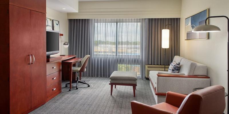 room_c56d50bb-5ad6-41e6-8ffe-4f0a9c376cb2.jpg