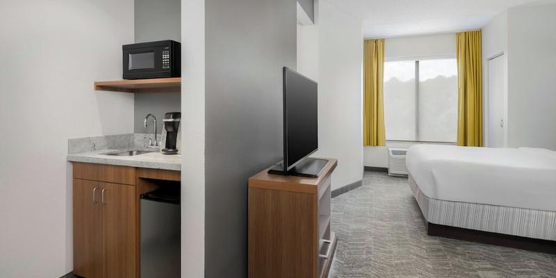 room_483633d7-3000-459e-99f7-e4b221c08058.jpg