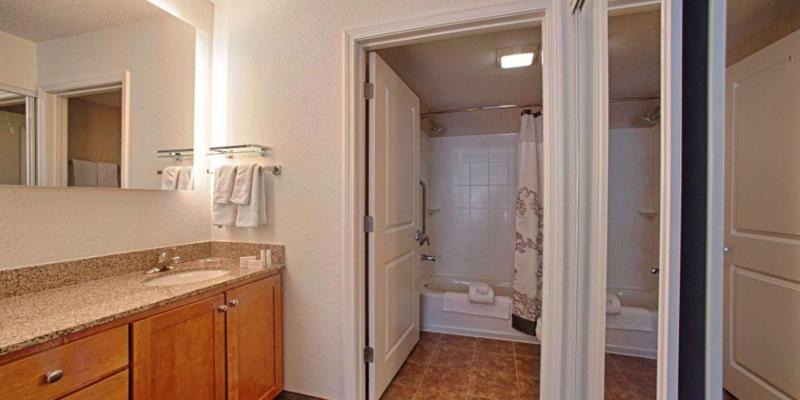 room_95e9c7ef-595e-4e2e-8565-d6a81b703b3d.jpg