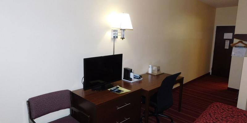 room_5e04e8b9-5163-4e80-8ac9-6c46f7e6f89c.jpg