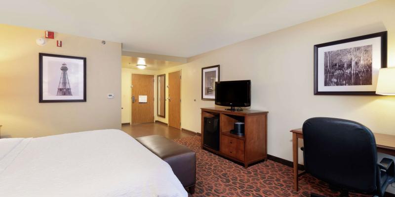 room_b3937cd3-0ec5-48ad-9e76-7b63f4a9f8a8.jpg