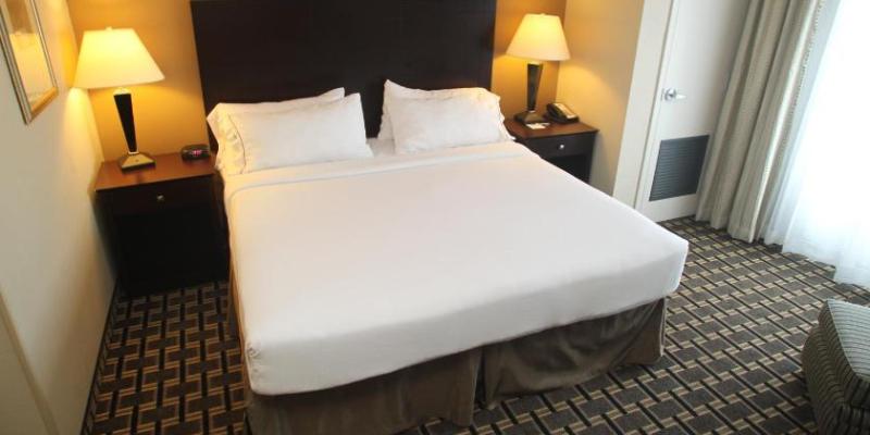 room_e882e044-dfd5-4c1b-8f0e-9f4ce65078fb.jpg