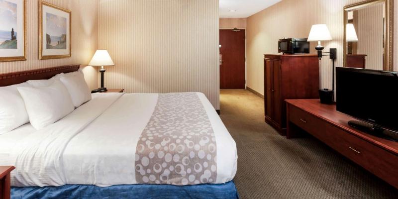 room_4694235c-5ff7-4e4e-b92f-0f341b439136.jpg
