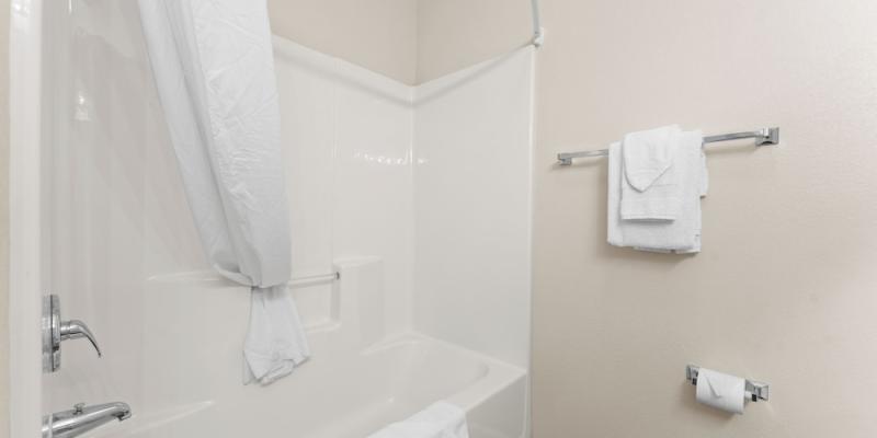 room_f8acba7e-67c2-480f-b384-382ecbc5c4e0.jpg