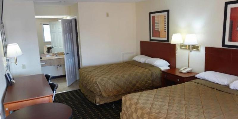 room_2a5bb817-e0aa-4f2d-b7d2-c94de06dc32d.jpg