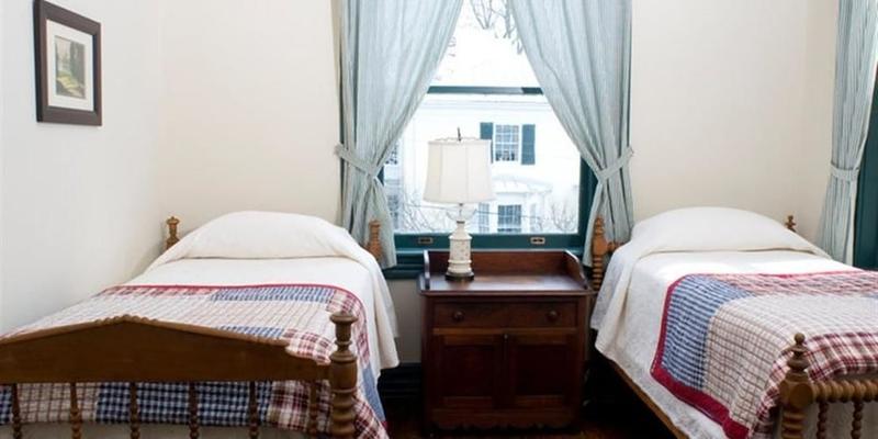 room_5f2a6805-829e-4572-8b48-9cf8da9ac90e.jpg