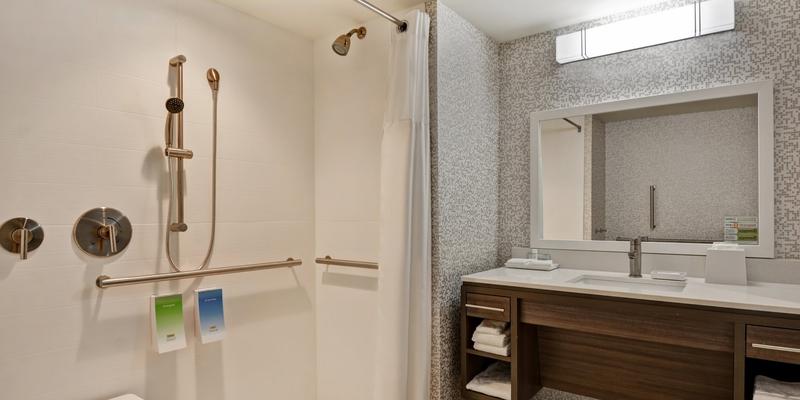 room_797f37fd-eb4a-414b-8d17-e2923ead3918.jpg