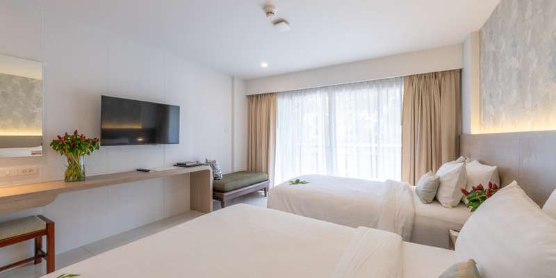 room_193cb564-b44b-460d-8a30-d8996fcf8562