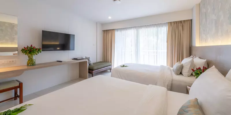 room_193cb564-b44b-460d-8a30-d8996fcf8562