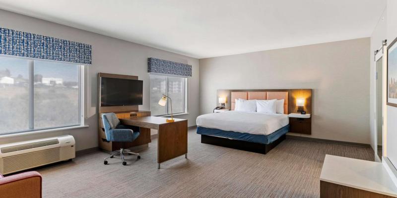 room_1d3eecea-c9c0-4b33-affd-8daa625bc280.jpg
