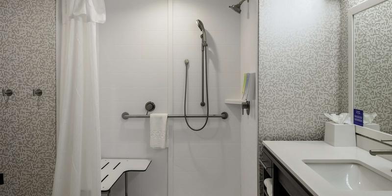 room_83417b4d-bbef-4f6e-ad5a-618e34162de2.jpg