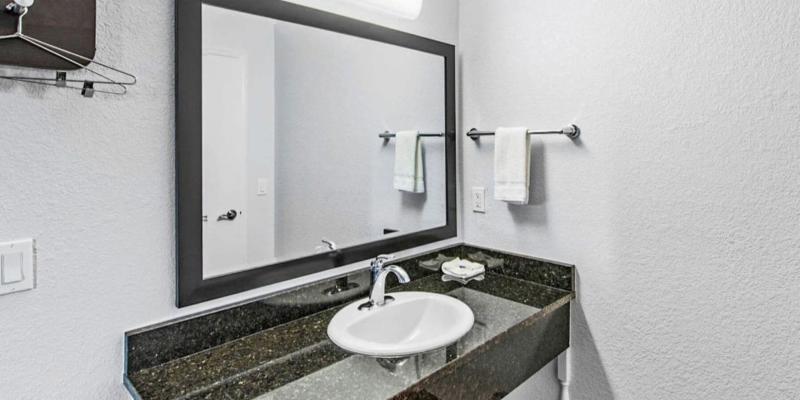 room_2efcd8cf-7c5d-4ab4-8bdf-04cbf4cff244.jpg