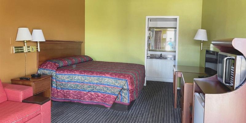 room_e2bf04d3-3e70-490d-bf9d-50da7b018a4f.jpg