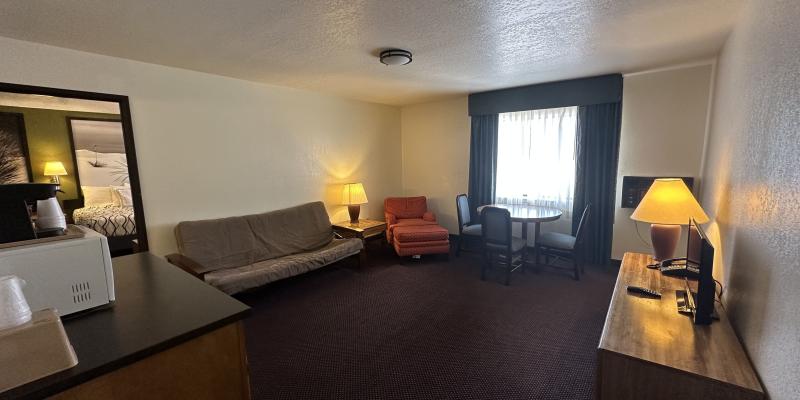 room_9802f8b1-7a50-4eea-816c-e5f9012f4719.jpg