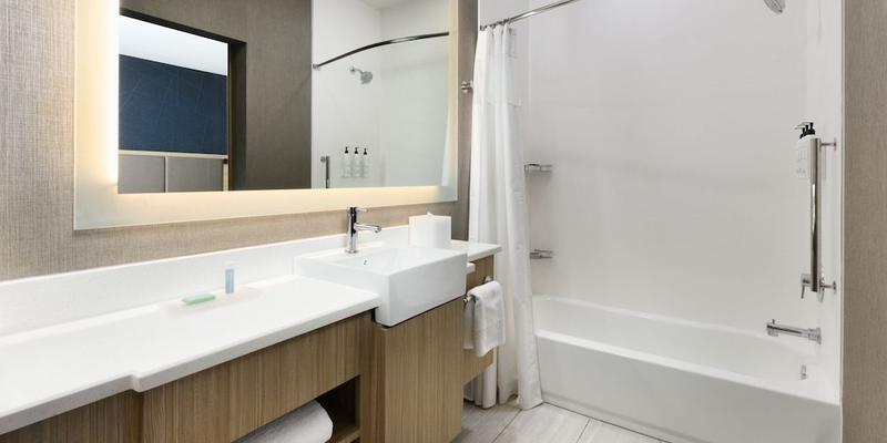 room_21803fd4-9638-436c-b02f-57db3b4f4bcb.jpg