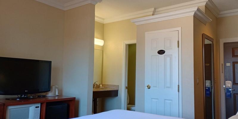 room_b693d1fb-f8be-4e1a-9e07-aceddd22bd97.jpg