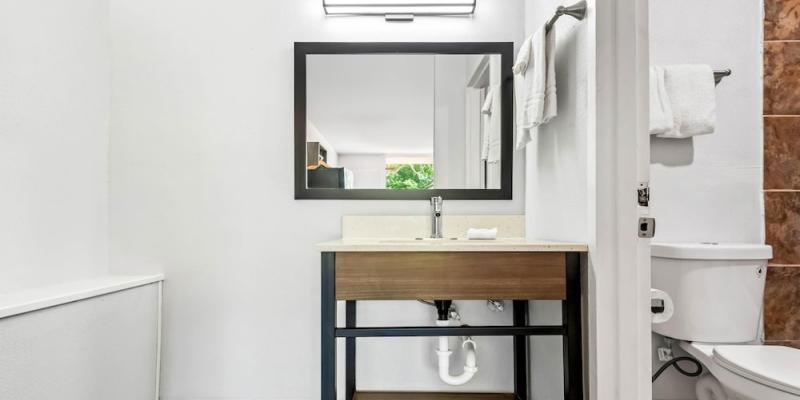 room_19a81df8-c28b-41ae-b3db-e64eb57f773f.jpg