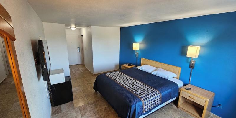 room_c2a54db7-e9fb-466d-a2c8-0fe633d7cb8c.jpg