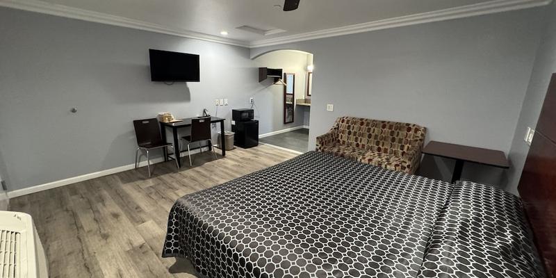 room_db10e9f3-1981-478d-960b-89624f5fc348.jpg