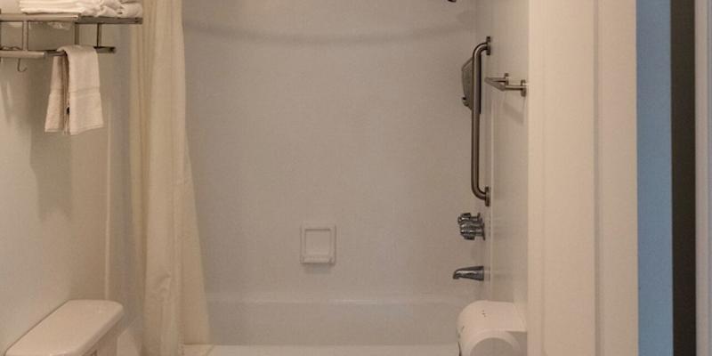 room_5adb1e72-e5f1-4909-8596-0968fdd39e5a.jpg