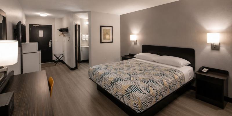 room_e50b48a5-5b83-45b2-aed0-081eeb7b518d.jpg