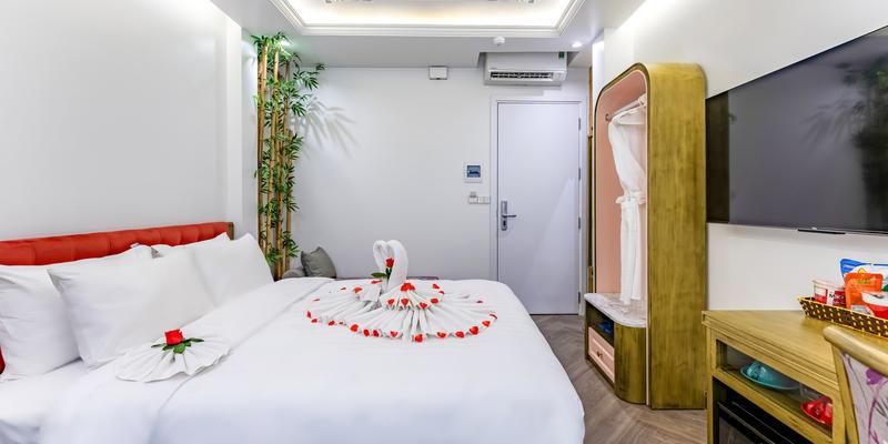 room_ee7e17c8-d866-48c6-898c-dc51339d4a5a.jpg