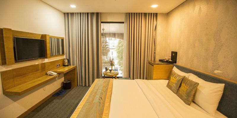 room_c00760df-d445-4f8e-96d9-9b3d7f4f261b.jpg