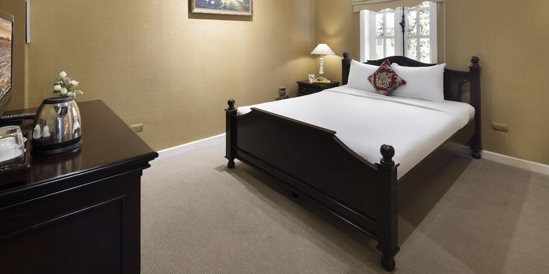 room_74e42aad-2ef1-42a3-bb54-a802593f8a4a.jpg