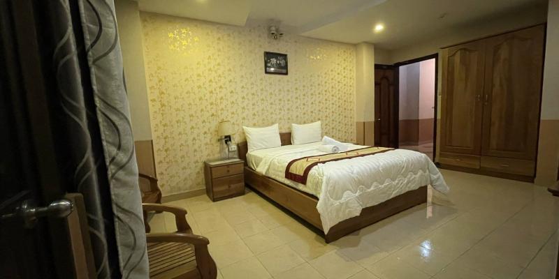 room_4e7108db-bb4f-4b8f-8d4b-707e1c701b7c.jpg