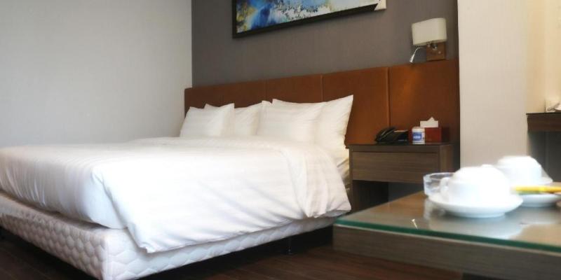 room_9913b6d9-78cf-4a09-9d07-bab1c876e4c3.jpg