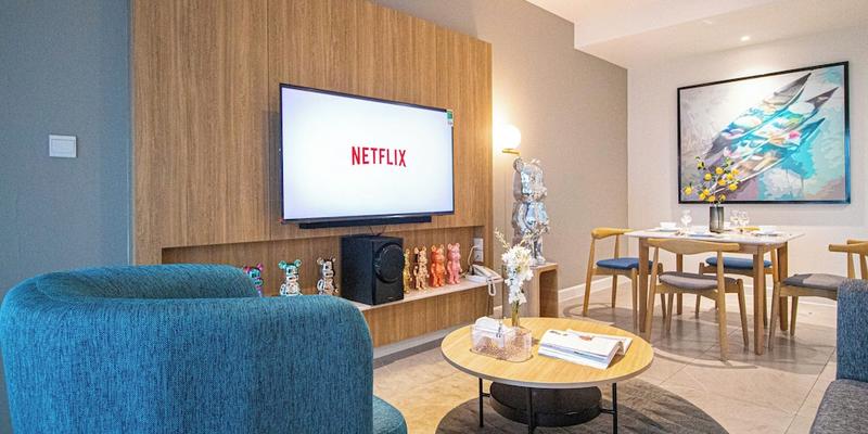 room_1028e2e3-ee7c-49be-852c-b0c3a9d32d0a.jpg