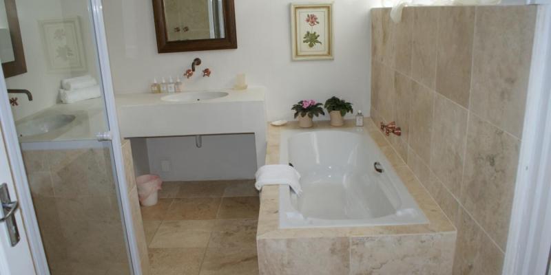 room_c7facdaf-7b57-4a95-8f7b-80cd252e5e38.jpg