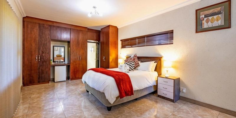 room_3c2de12f-22f0-4b17-8b34-693f5fcf1eee.jpg