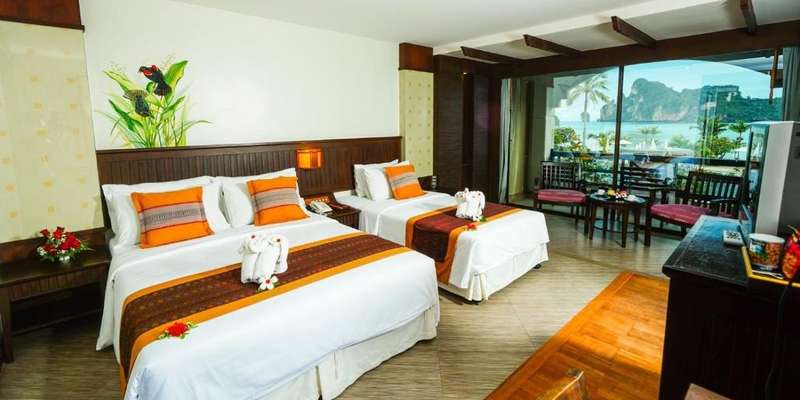 room_c3078daa-7549-475f-a9ad-d0ca6d2f0a0e