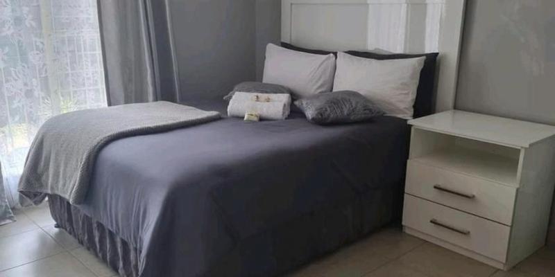 room_c2763c3f-fbca-4fe6-84ea-be1531e0b9a3.jpg